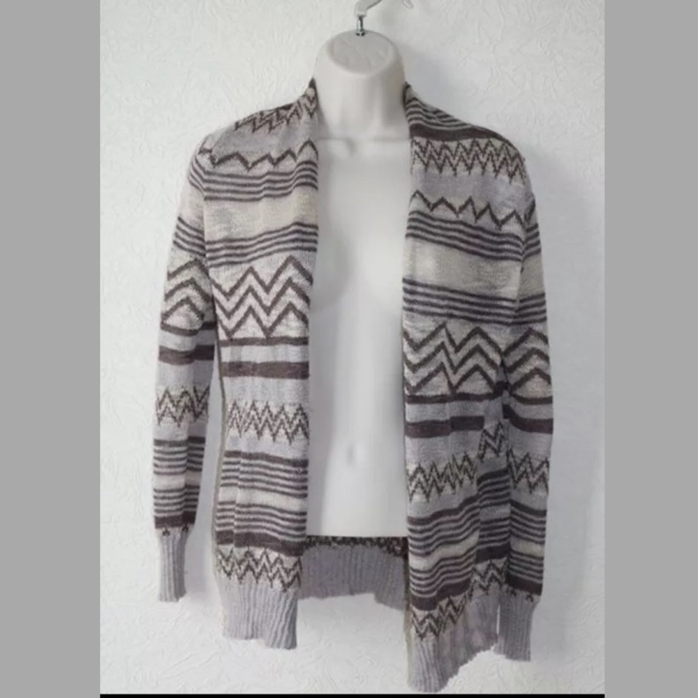 Maurices Cardigan Chevron And Stripes Womans Sz S
